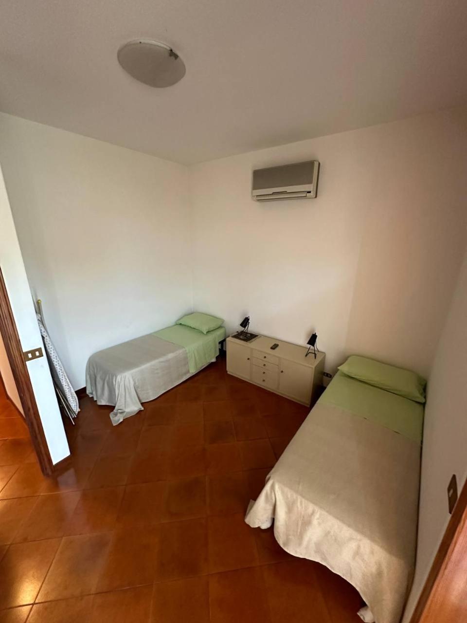 Holiday Flower Villa Panoramica Sul Golfo Di Catania 米斯泰尔比安科 外观 照片