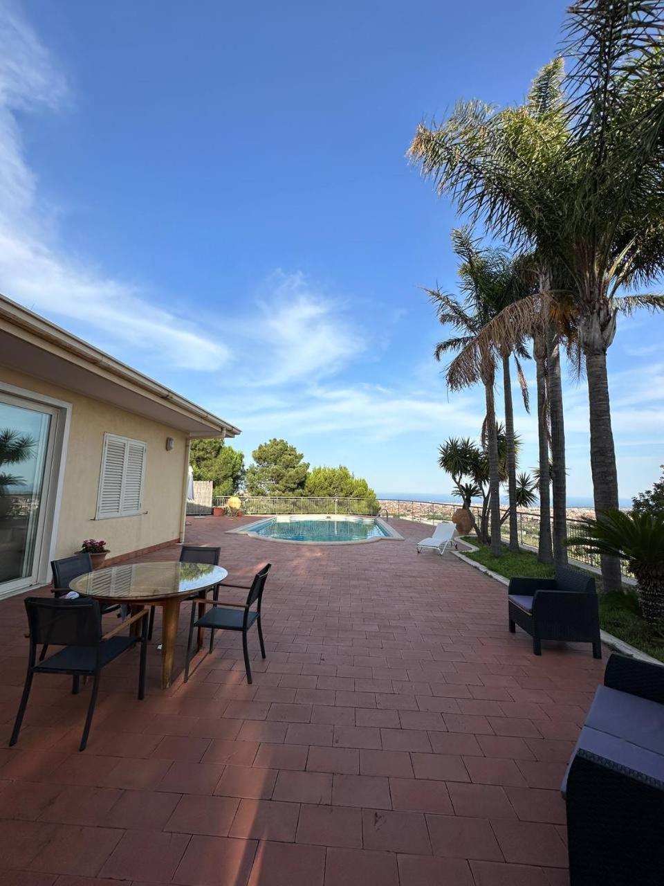 Holiday Flower Villa Panoramica Sul Golfo Di Catania 米斯泰尔比安科 外观 照片